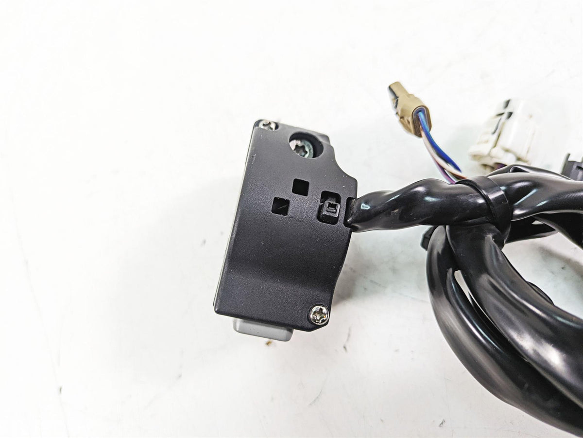 2020 KTM 1290 Super Adventure R Right Hand Start Stop Control Switch 61411174100 {{ shop.shopifyCountryName }} - Mototech271