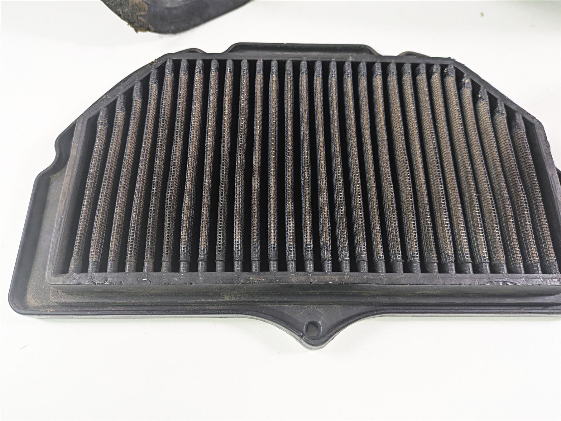 2006 Suzuki GSXR1000 K6 Air Box Cleaner Breather Filter 13700-41G00 {{ shop.shopifyCountryName }} - Mototech271