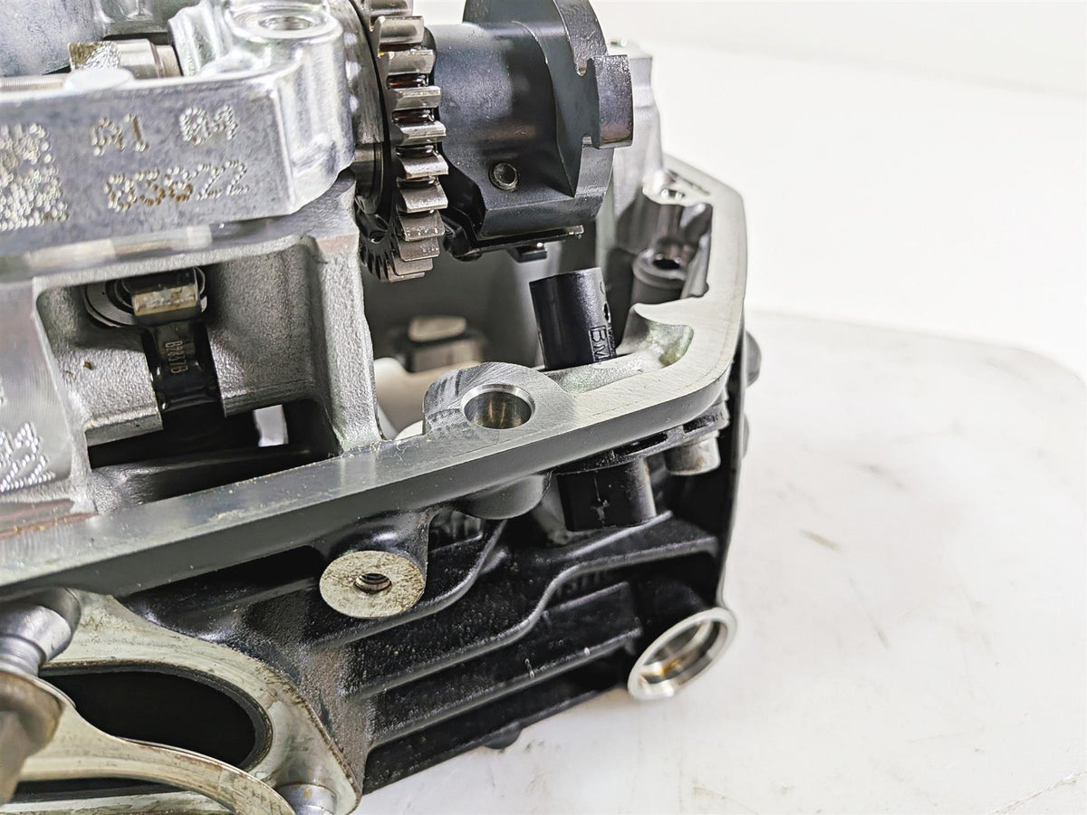 2019 BMW R1250GS K50 Right Cylinder Head Cylinderhead Cam Shaft 7K 11128393757 {{ shop.shopifyCountryName }} - Mototech271