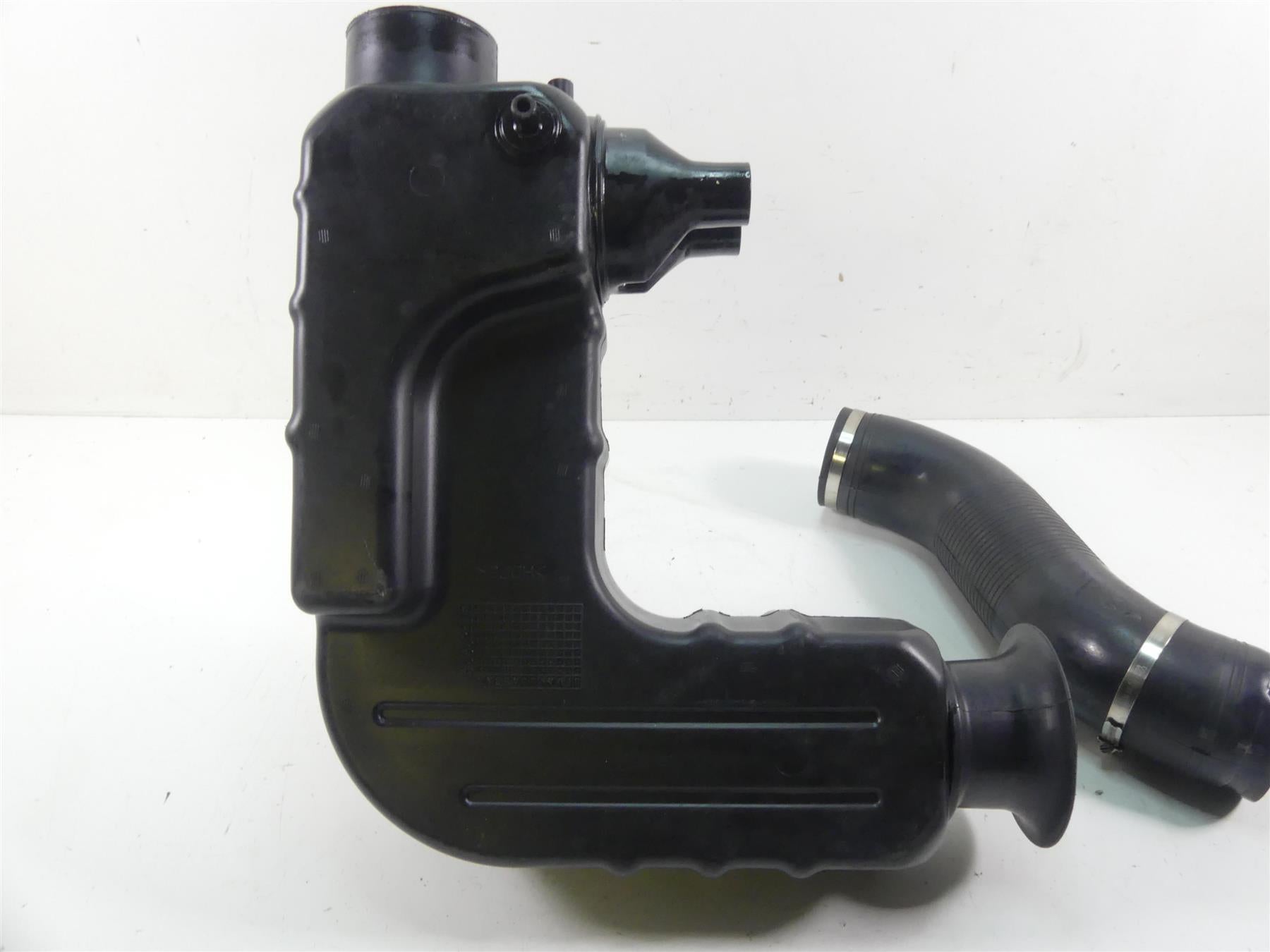 2009 Kawasaki Ultra 260 LX Air Cleaner Breather Tube 11038-3709 11038-3711 {{ shop.shopifyCountryName }} - Mototech271