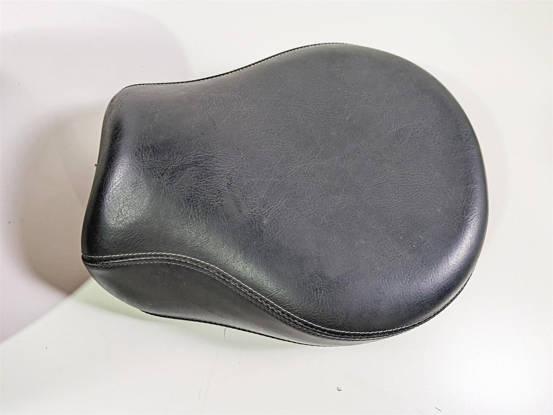 2008 Kawasaki VN1600 Vulcan Nomad Front Rear Seat Saddle Set 53066-0054-MA {{ shop.shopifyCountryName }} - Mototech271