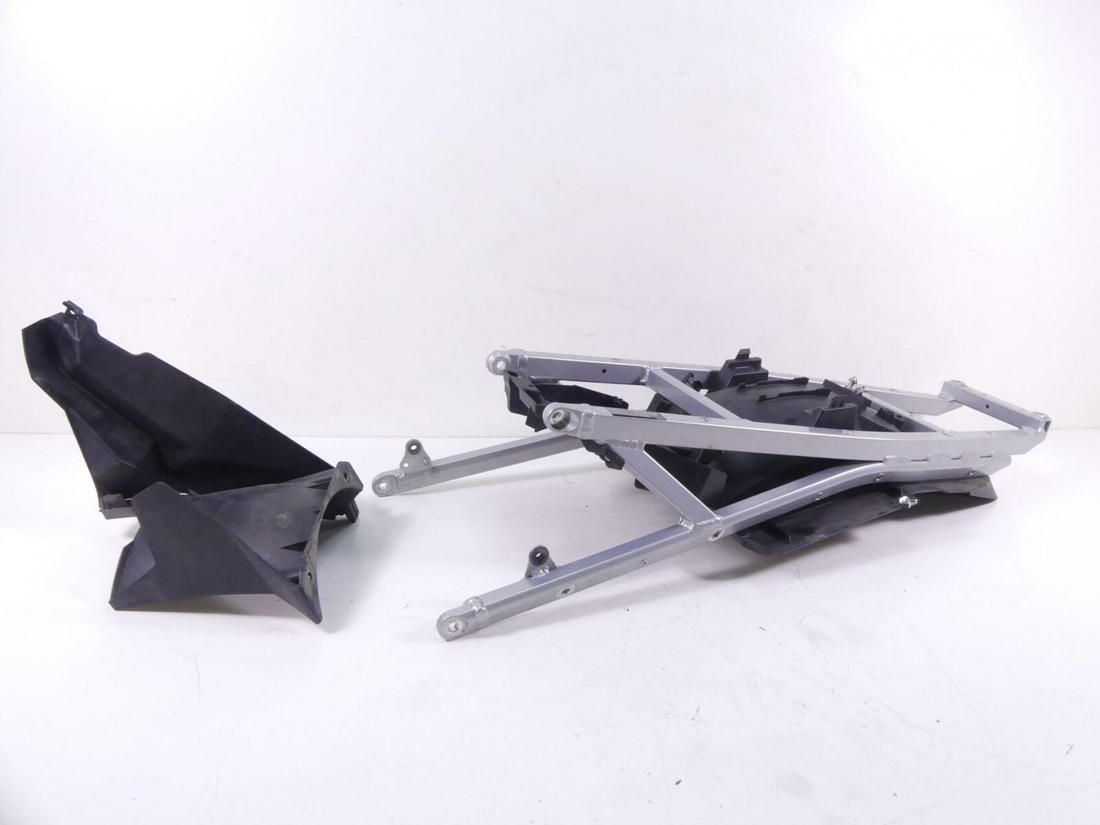2014 BMW R1200 RT RTW K52 Straight Subframe Sub Frame 46518528588 {{ shop.shopifyCountryName }} - Mototech271