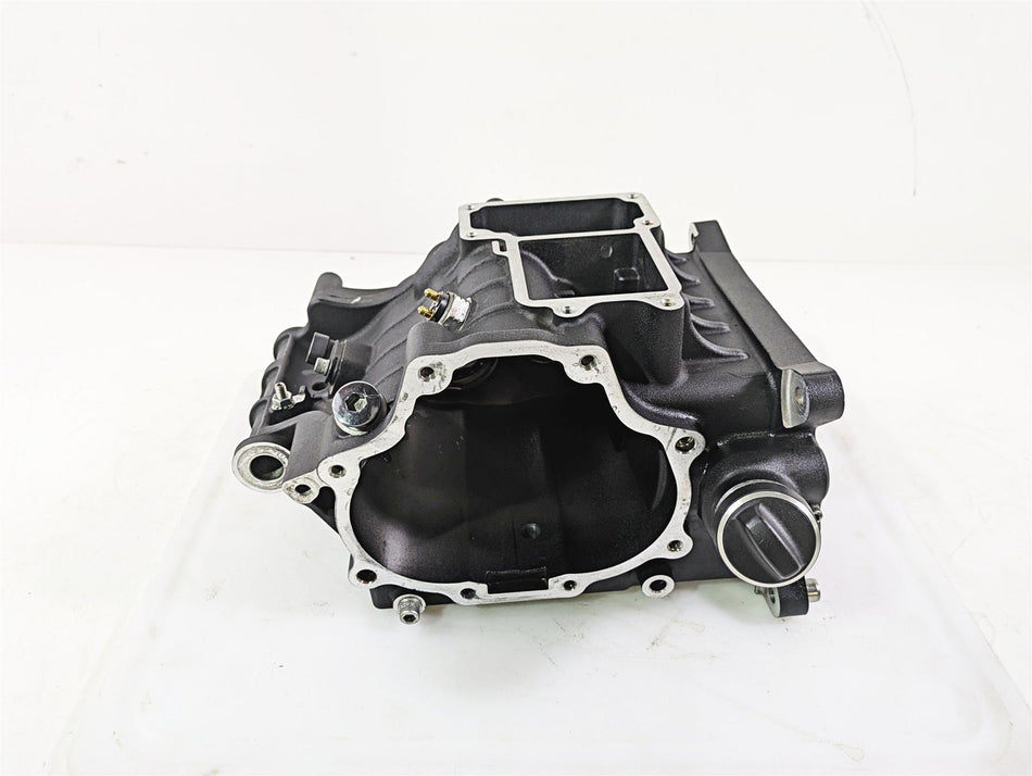 2017 Harley Dyna FXDB Street Bob Transmission Gear Case Housing 34747-06C {{ shop.shopifyCountryName }} - Mototech271