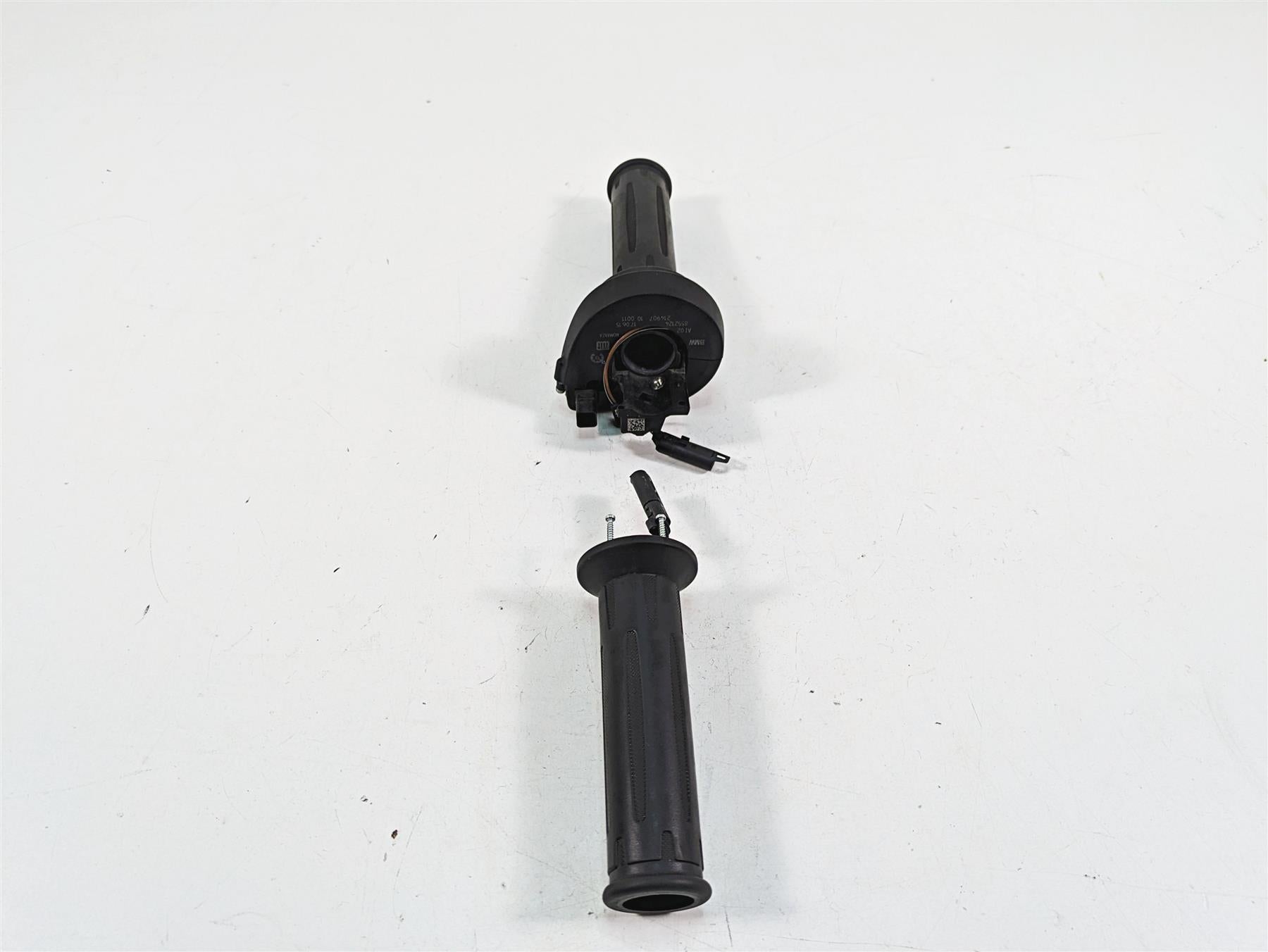 2016 BMW R1200R K53 Heated Cruise Hand Grip Set 61318552115 61318552124 {{ shop.shopifyCountryName }} - Mototech271