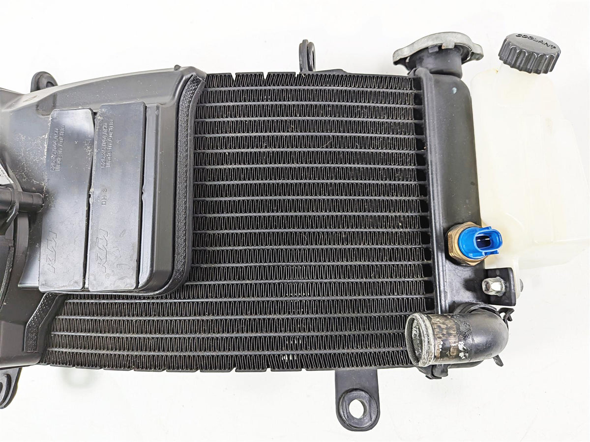 2013 KTM 990 Adventure Baja Radiator Fan Reservoir Guard Set 60035010133-Mototech271