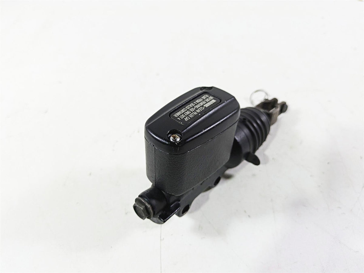2018 Harley Softail FXFBS Fat Bob Rear Brake Master Cylinder 5/8" 41700460 {{ shop.shopifyCountryName }} - Mototech271