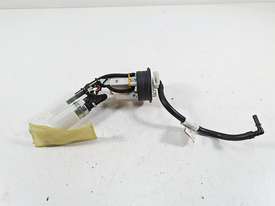 2017 Mv Agusta Dragster 800 Fuel Gas Petrol Pump -Tested 8000B4722 {{ shop.shopifyCountryName }} - Mototech271