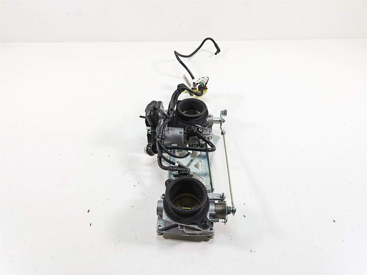 2020 Ducati Hypermotard 950 SP Mikuni Throttle Fuel Injection Body Set 28240932A {{ shop.shopifyCountryName }} - Mototech271