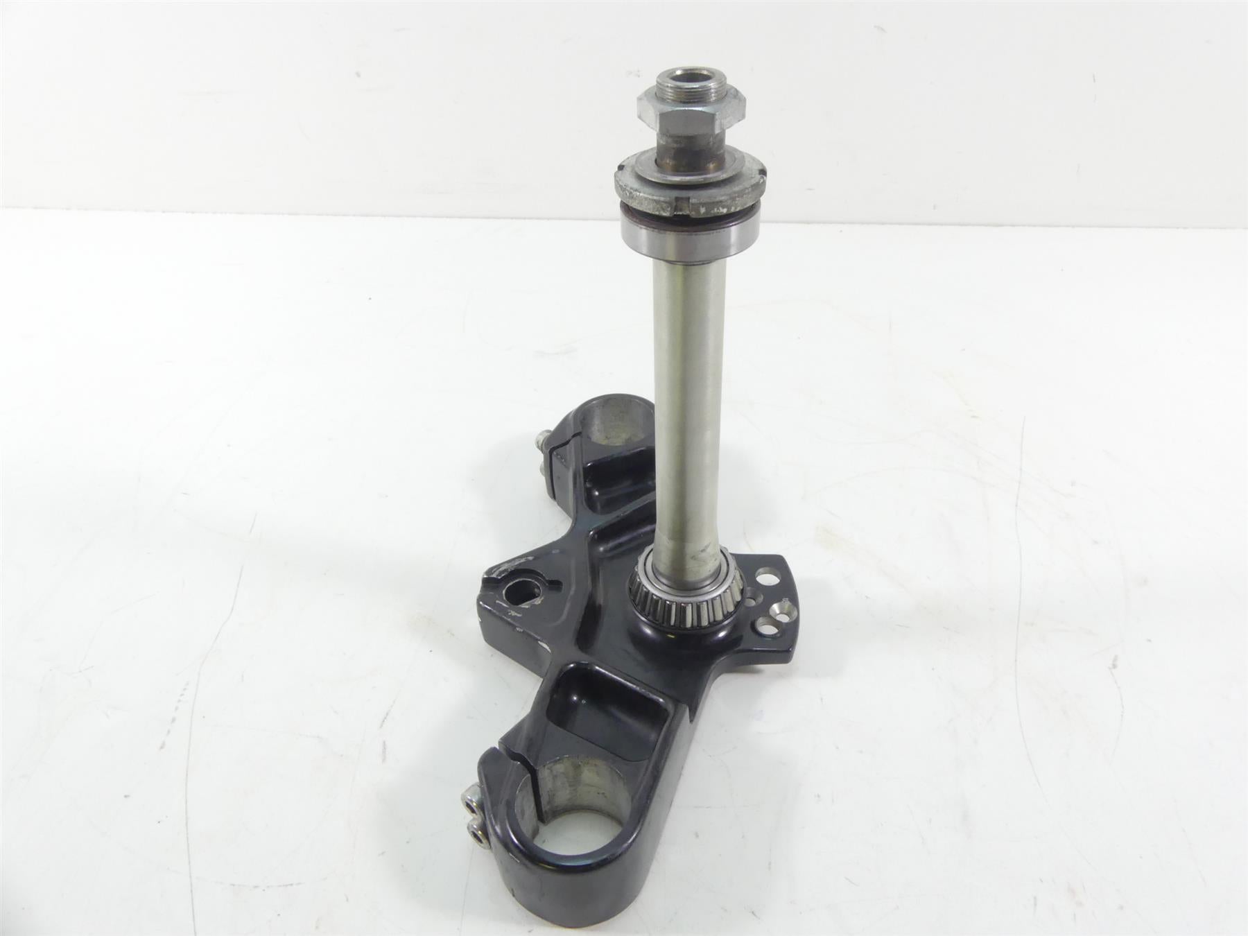 2017 Victory Octane 1200 Lower Triple Tree Steering Yoke 1824075-658 5139921 {{ shop.shopifyCountryName }} - Mototech271