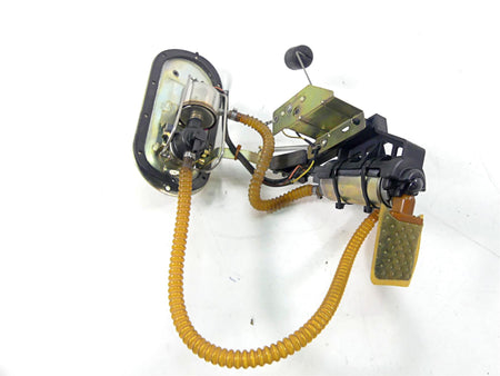 2007 Harley Touring FLHRSE CVO Road King Fuel Gas Petrol Pump 75127-06 {{ shop.shopifyCountryName }} - Mototech271