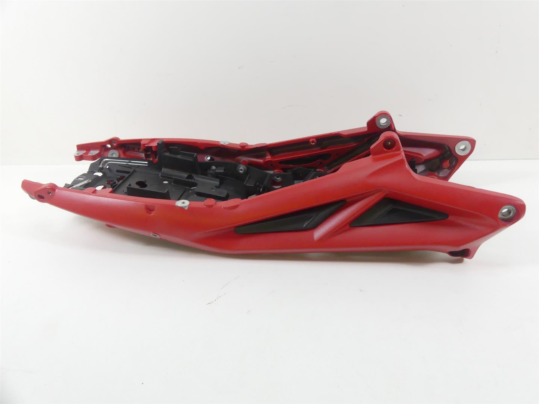 2013 Triumph Street Triple 675R Rear Red Subframe & Inner Fender T2070329