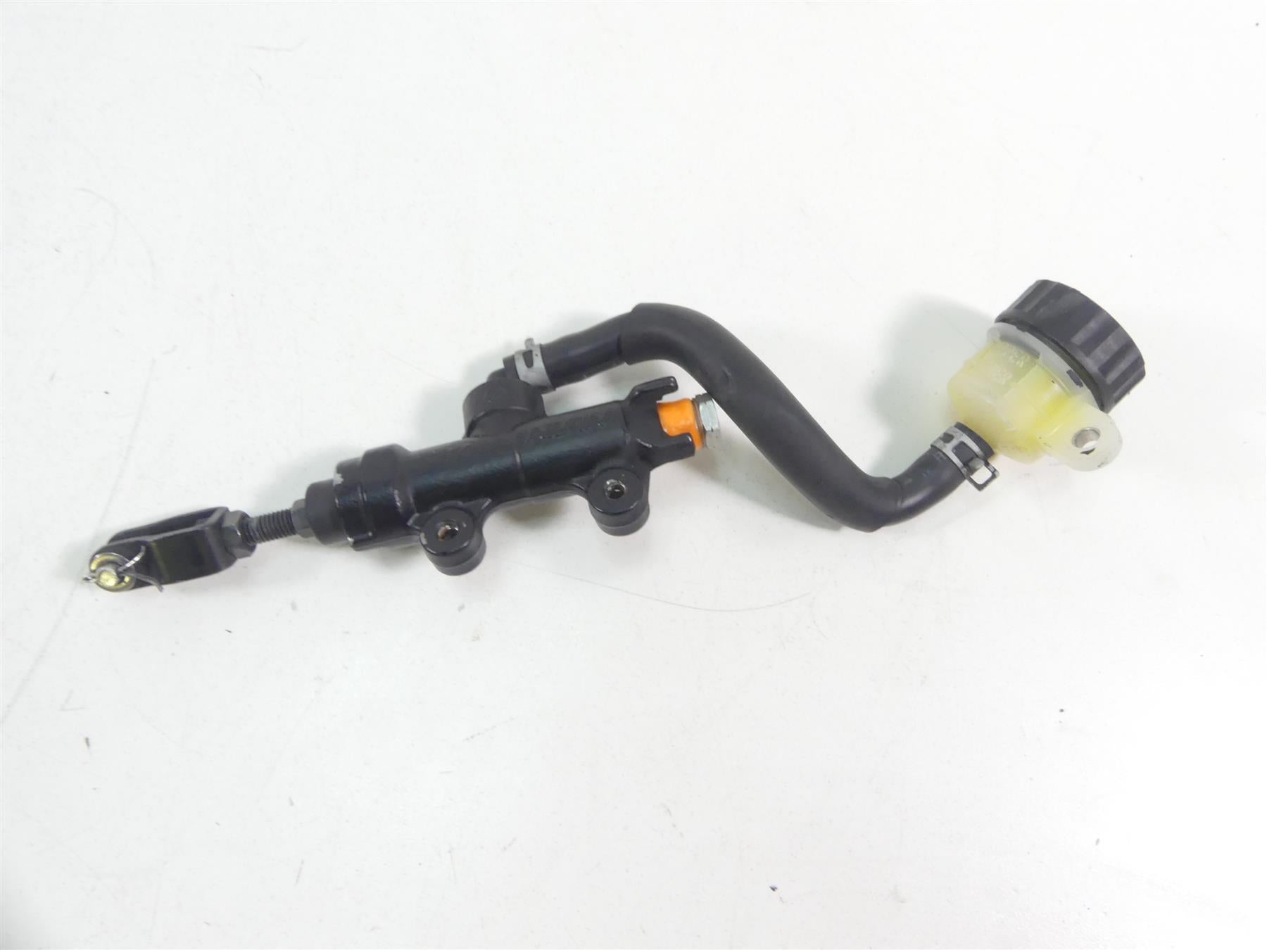 2016 Suzuki GSX-R750 Rear Brake Master Cylinder 69600-47H30 69600-47H31