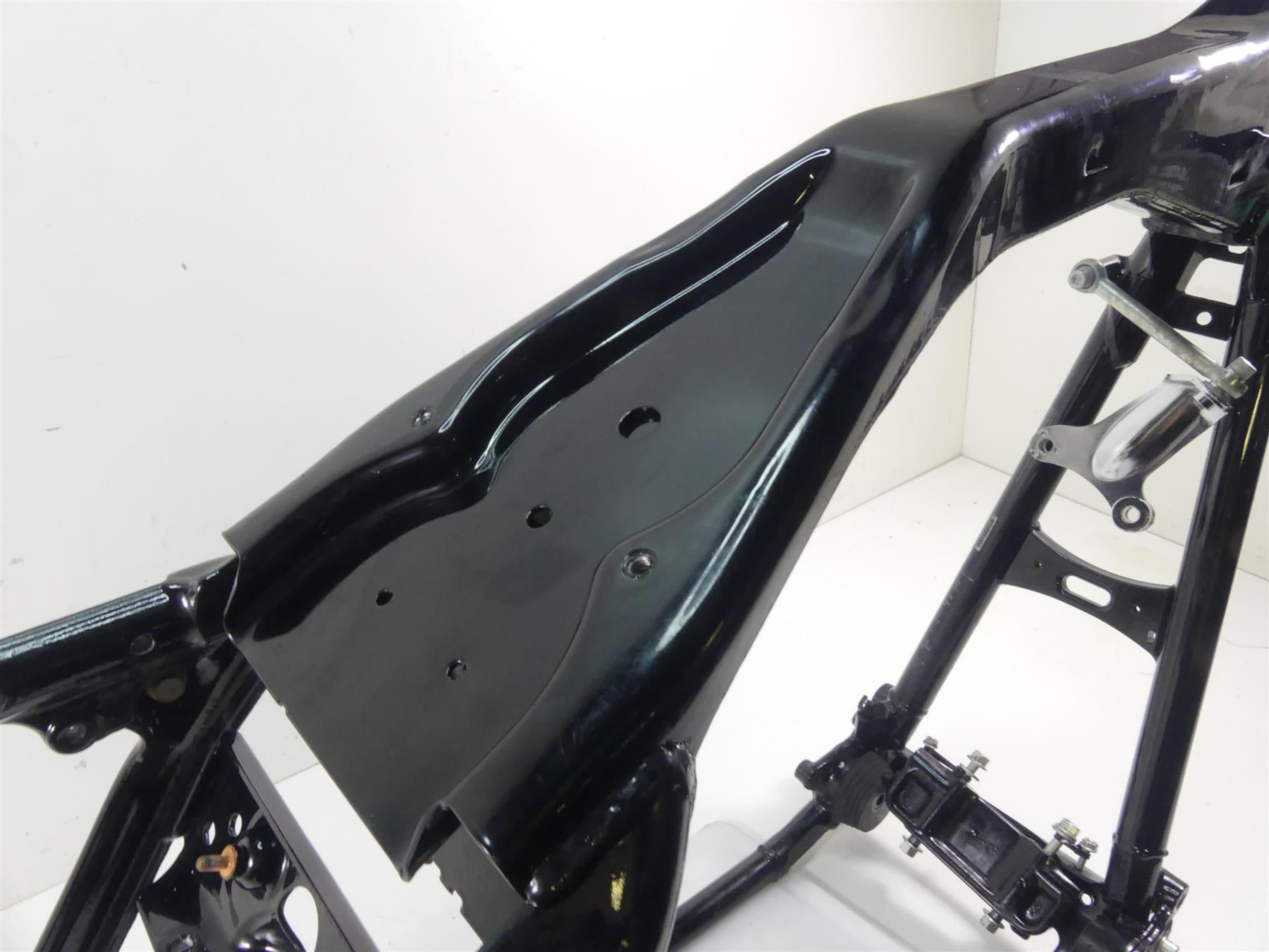 2016 Harley Touring FLHR Road King Straight Main Frame Chassis With Clean Texas Title 47900-14BHP {{ shop.shopifyCountryName }} - Mototech271