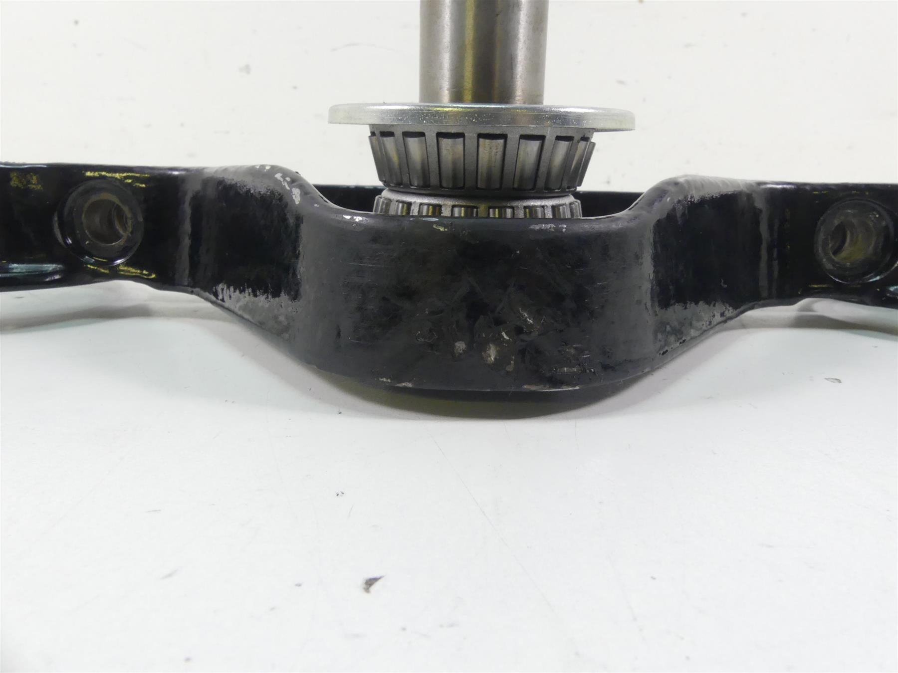 2005 Harley Touring FLHRSI Road King Lower Triple Tree Clamp - Read 45446-87A {{ shop.shopifyCountryName }} - Mototech271
