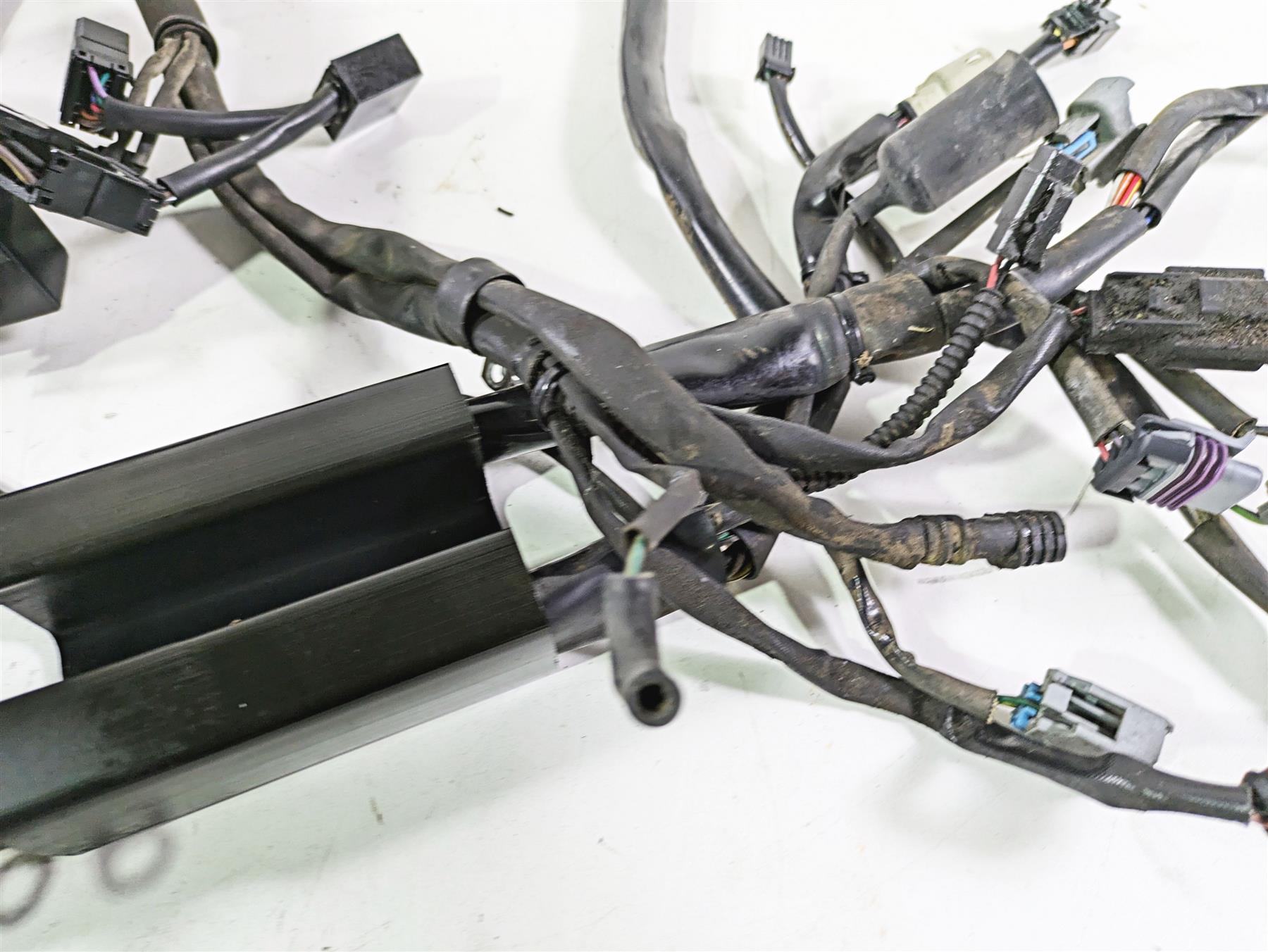 2008 Harley FLSTSB Cross Bones Main Wiring Harness Loom- Read 70431-08A {{ shop.shopifyCountryName }} - Mototech271