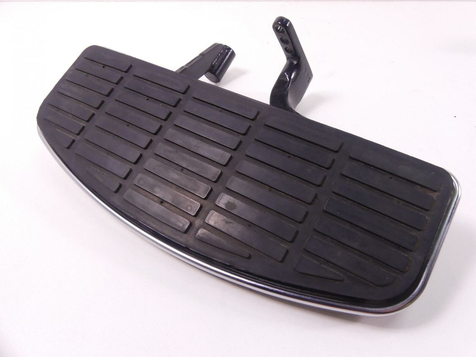 2001 Harley Touring FLHTCUI Electra Glide Left Floor Board & Shifter 50621-79A {{ shop.shopifyCountryName }} - Mototech271