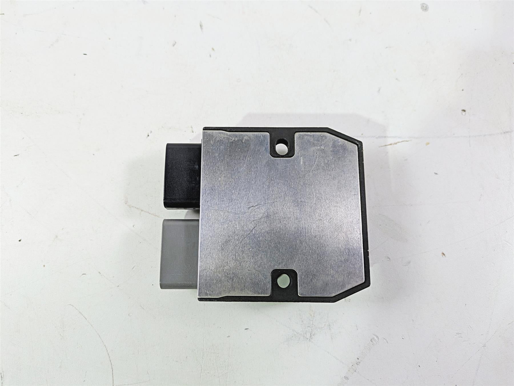2016 Ducati Monster 1200 S Rectifier Voltage Regulator 54040321A SH821AA {{ shop.shopifyCountryName }} - Mototech271