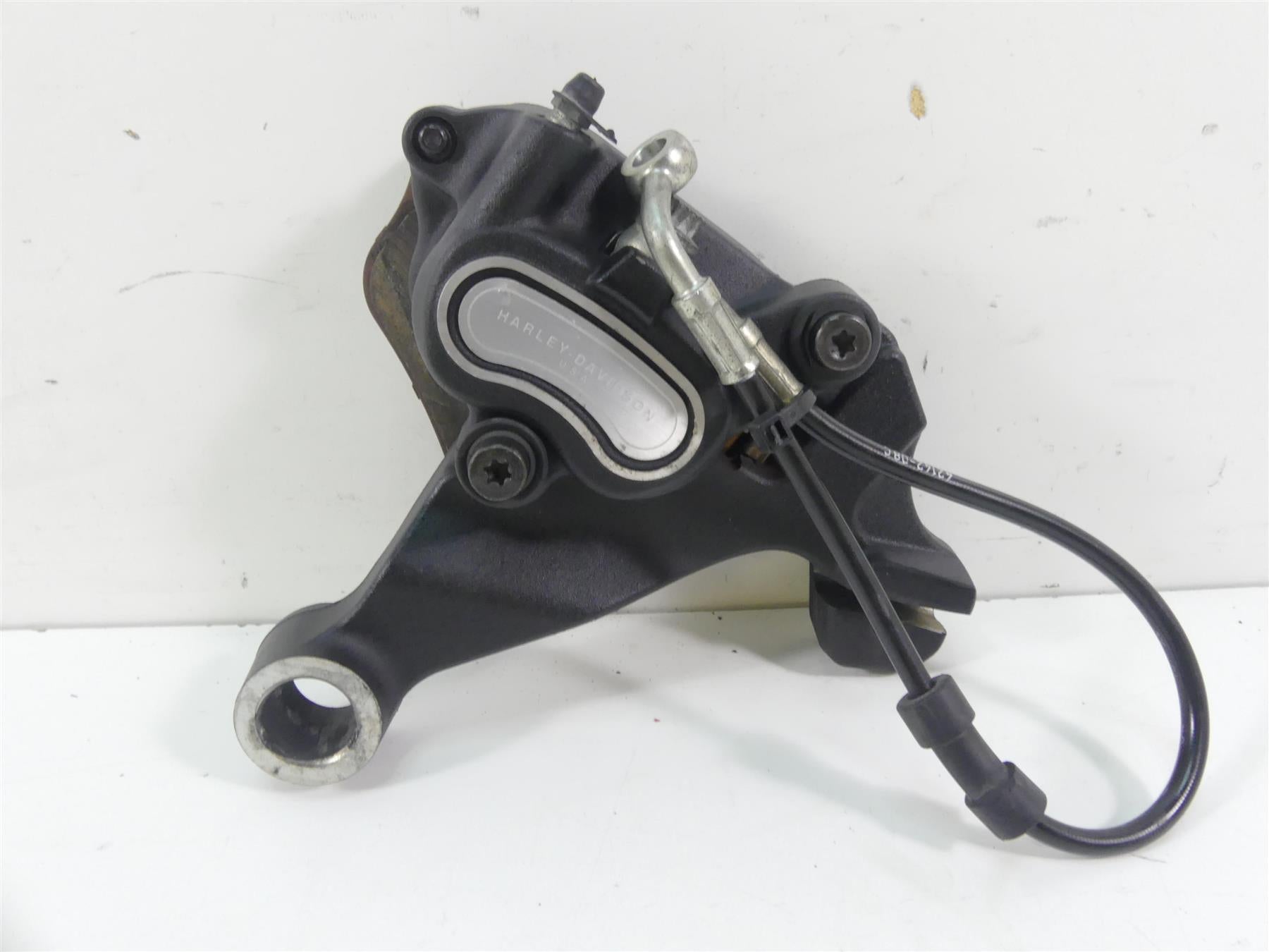 2015 Harley FXDF Dyna Fat Bob Rear Brake Caliper + Line For 25mm Axle 40908-08 {{ shop.shopifyCountryName }} - Mototech271