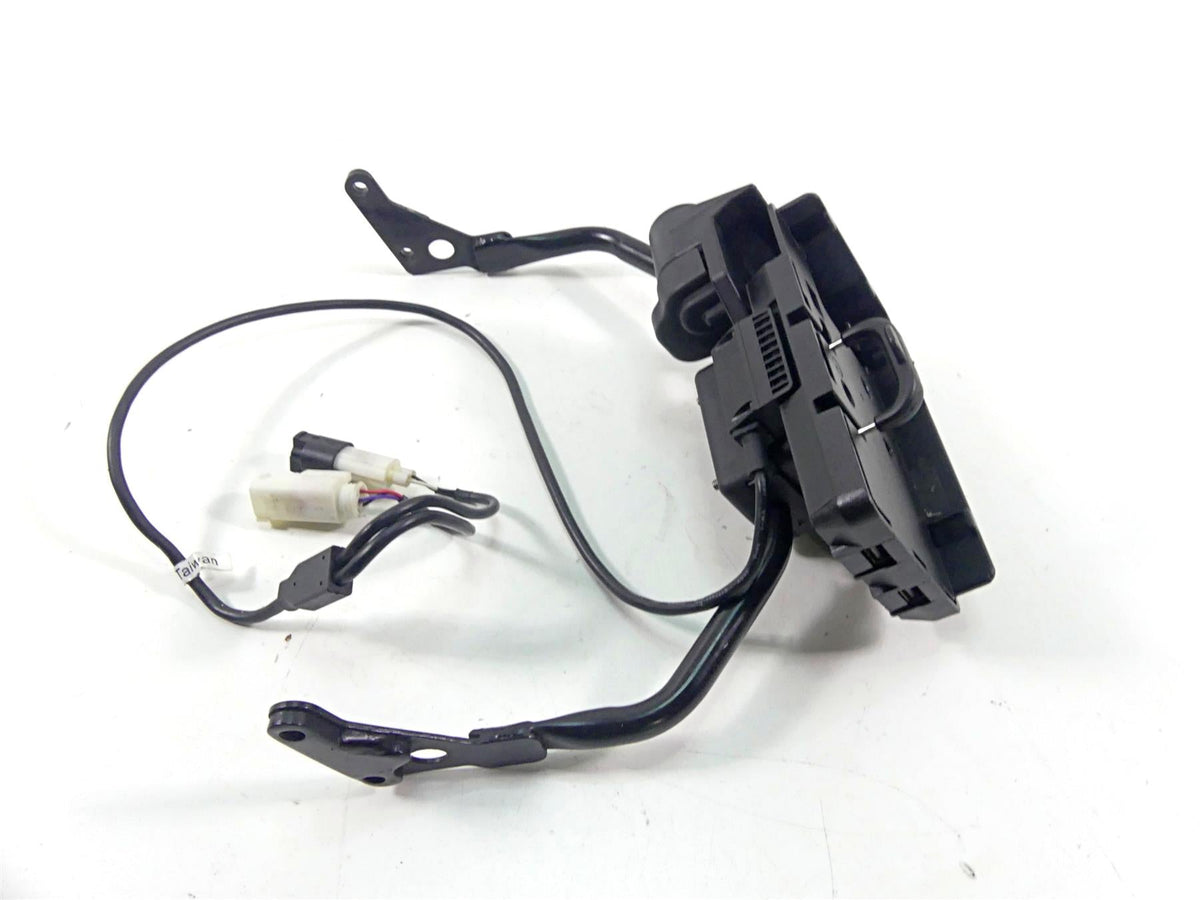 2014 BMW R1200GS K50 Navigation Gps Preparation Mount Bracket 77528536045 {{ shop.shopifyCountryName }} - Mototech271