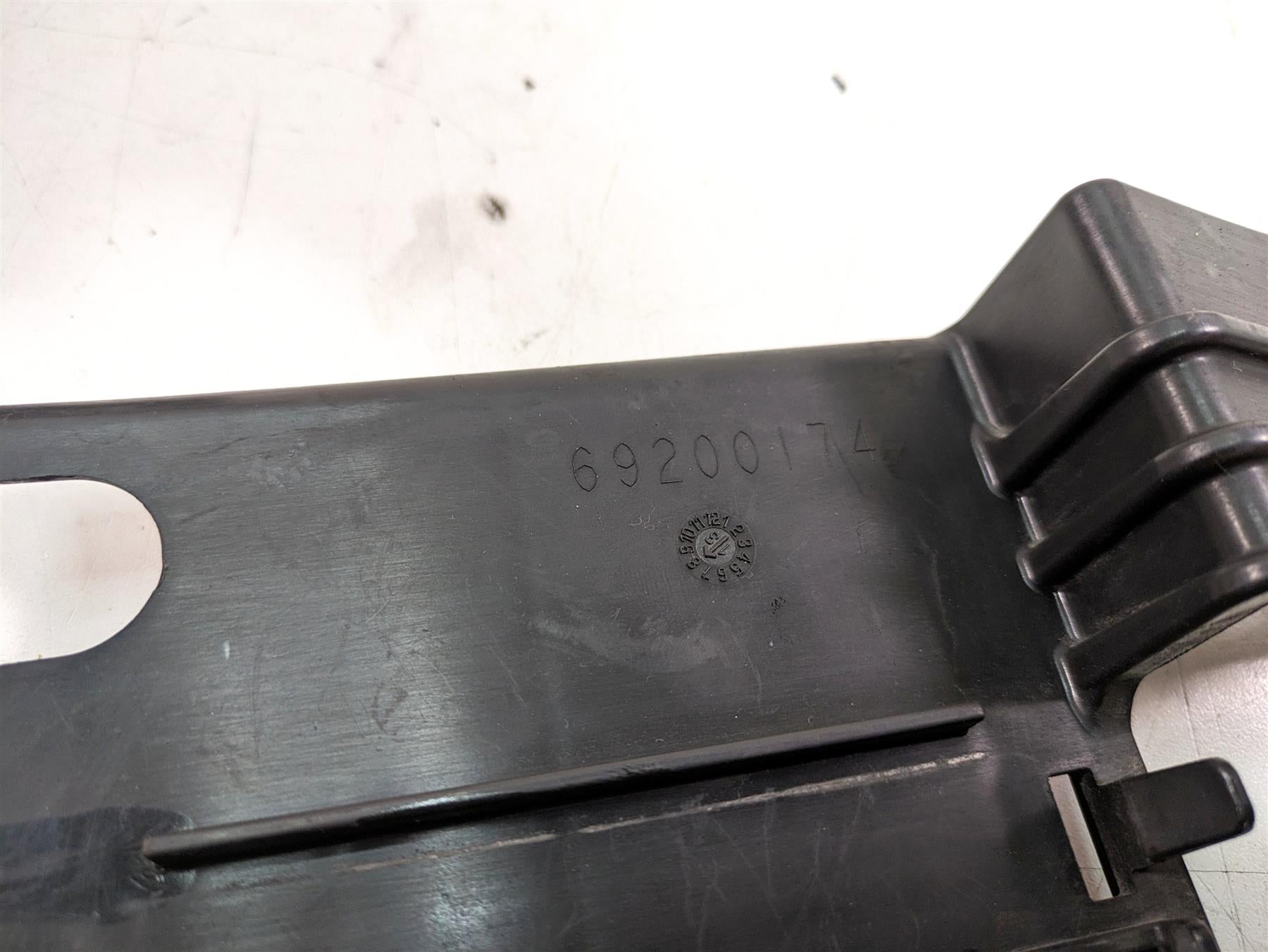 2014 Harley Touring FLHTK Electra Glide Battery Electrical Holder -Read 66000010 {{ shop.shopifyCountryName }} - Mototech271