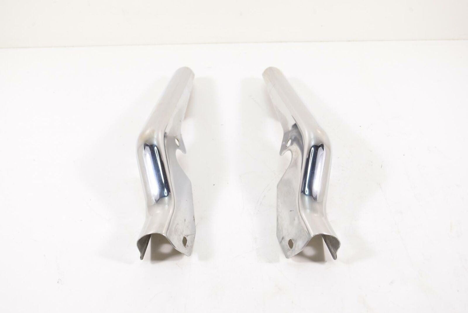 2000 Harley Touring FLHR Road King Rear Frame Fender Chrome Strut Covers 47502-9 {{ shop.shopifyCountryName }} - Mototech271