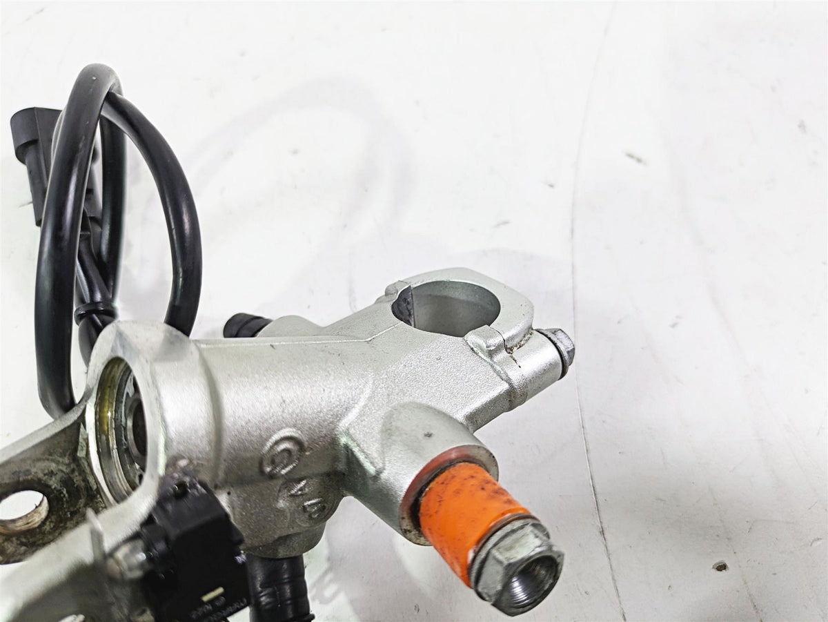 2008 Aprilia RSVR 1000 Factory Brembo Clutch Radial Master Cylinder AP8176193 {{ shop.shopifyCountryName }} - Mototech271