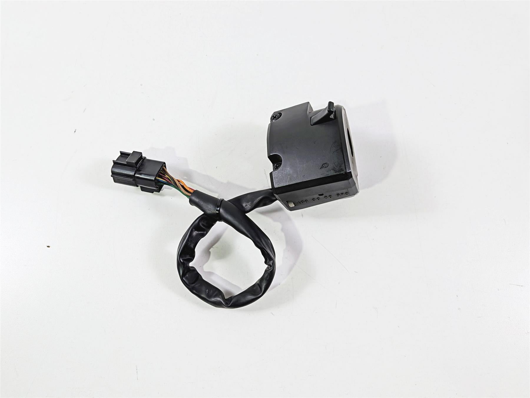 2008 Ducati 1098 SBK Left Hand Turn Signal Control Switch 65110041A-Mototech271