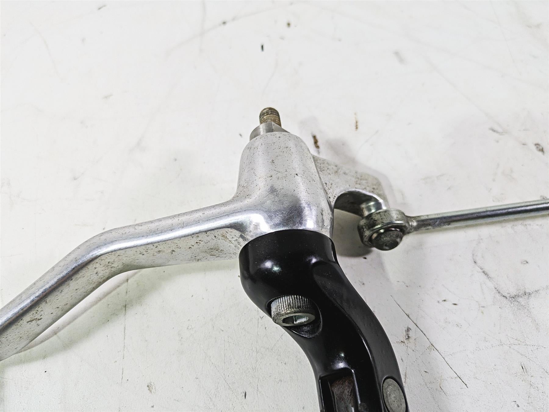 2013 Harley VRSCDX Night Rod Sp Left Front Footpeg & Shifter Parts 33757-01A {{ shop.shopifyCountryName }} - Mototech271
