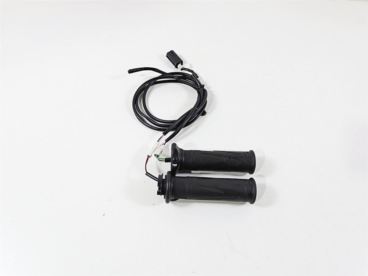2022 Triumph Tiger 900 GT Pro Left Right Heated Hand Grip Heater Set T2042078 {{ shop.shopifyCountryName }} - Mototech271
