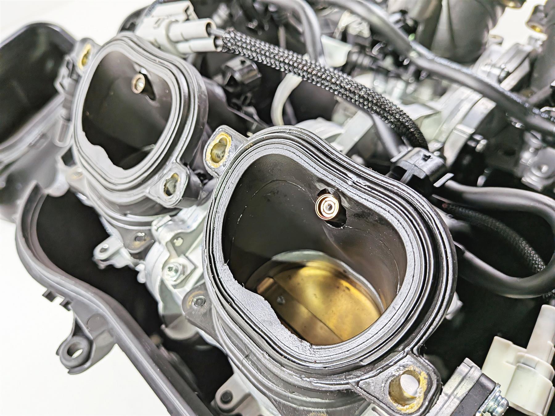 2023 Ducati Streetfighter V4 Mikuni Throttle Body Air Box 28221213B 28040461B-Mototech271