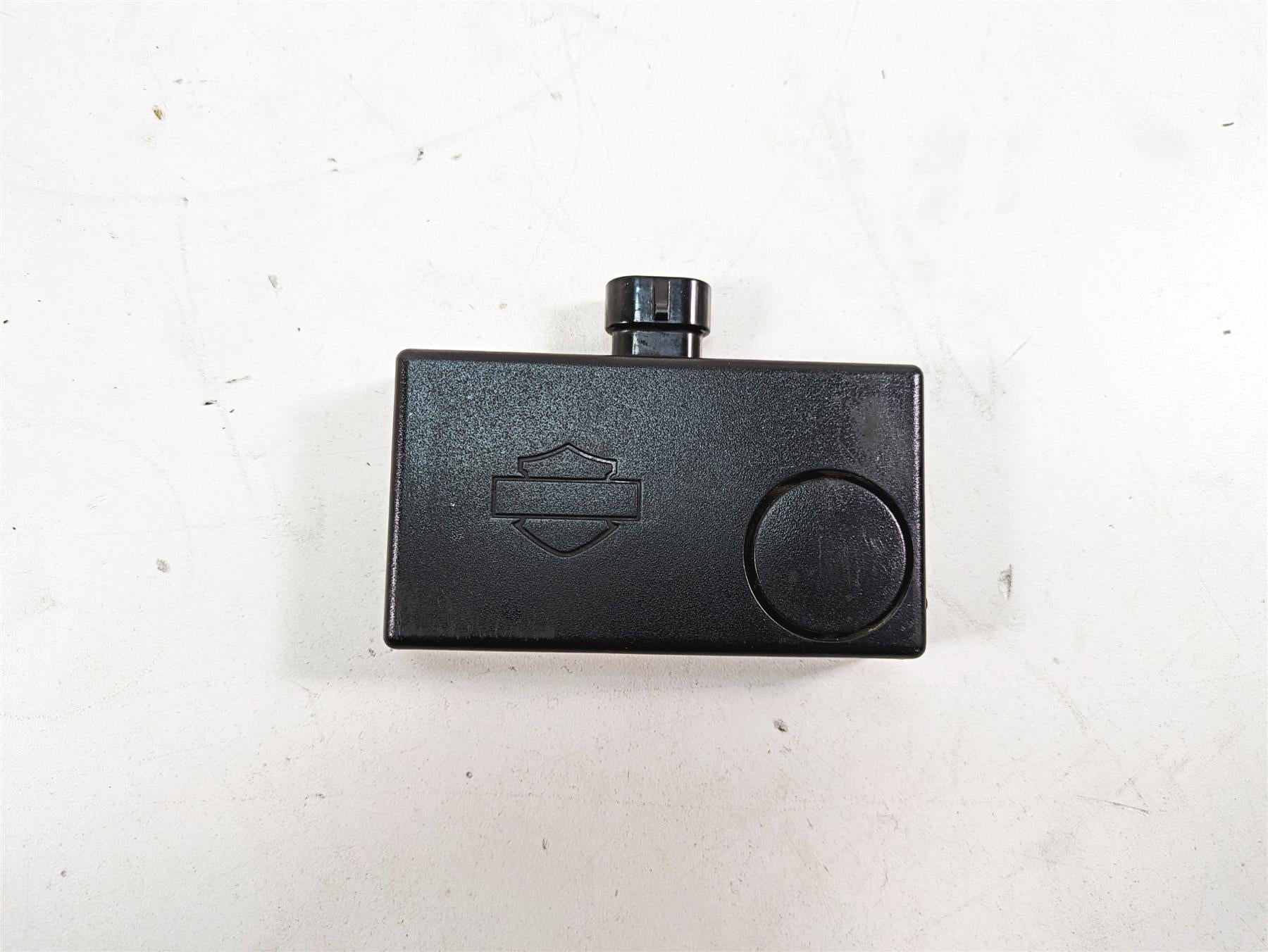 2018 Harley Touring FLHXSE CVO Street Glide Siren Control Box Module 68958-07C {{ shop.shopifyCountryName }} - Mototech271