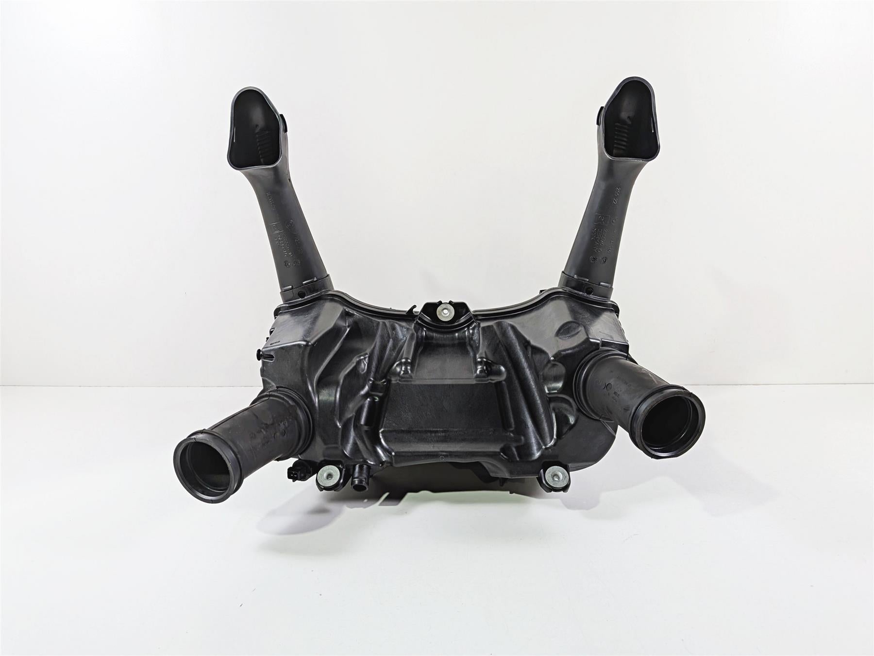 2023 BMW R1250RT RTP K52 Air Cleaner Breather Filter & Tubes 13718567190 {{ shop.shopifyCountryName }} - Mototech271