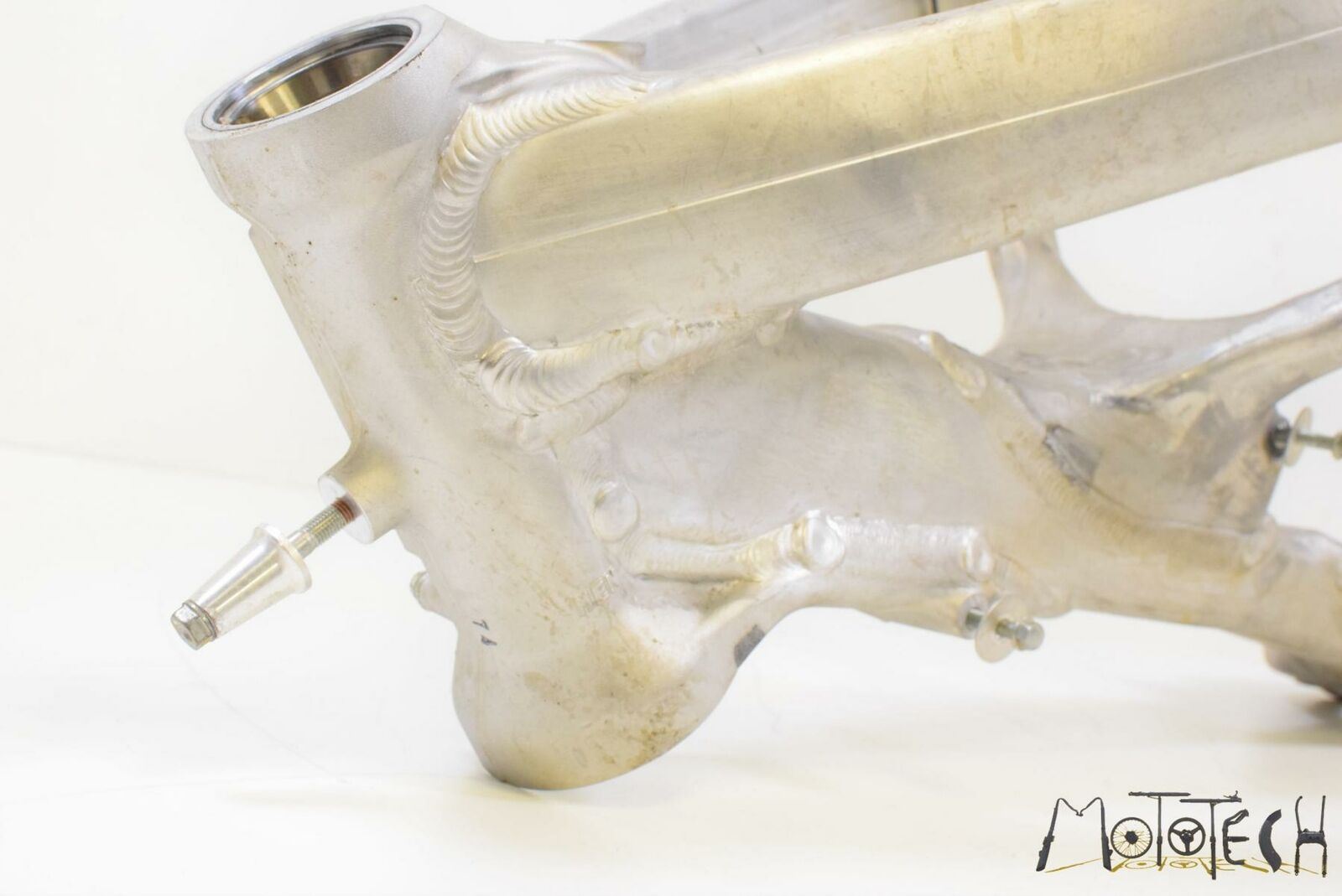 2010 Honda CRF250R CRF250 R Straight Main Frame Chassis Cln Clr T50100-KRN-A40 {{ shop.shopifyCountryName }} - Mototech271