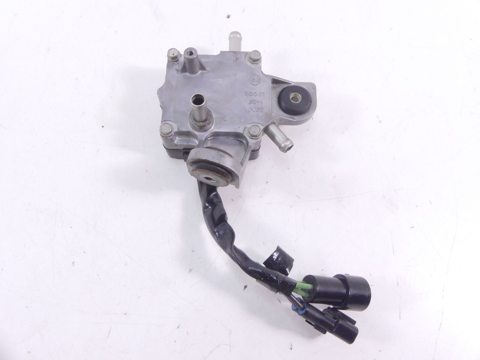 2014 Yamaha Waverunner VXR VX1800 Rectifier Voltage Regulator 6S5-81960-10-00 {{ shop.shopifyCountryName }} - Mototech271