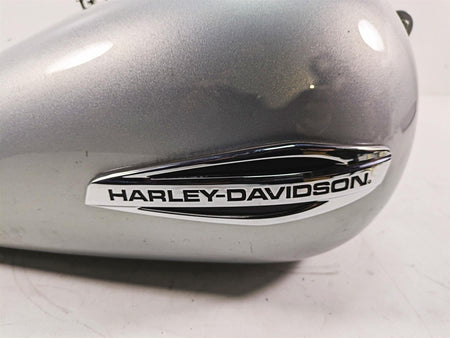 2012 Harley FLD Dyna Switchback Fuel Gas Petrol Tank Reservoir -No Dent 61593-10 {{ shop.shopifyCountryName }} - Mototech271