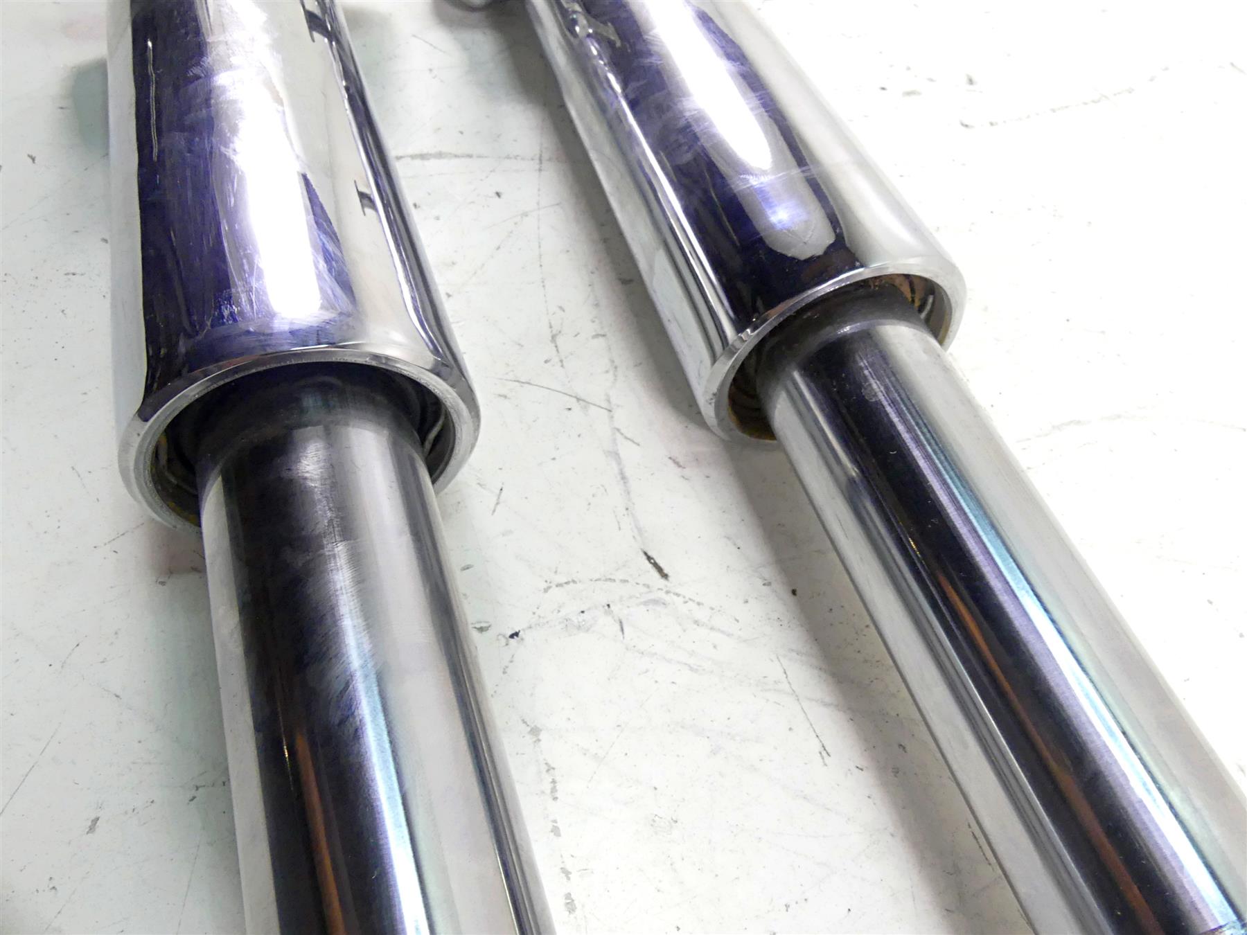 2002 Harley Touring FLHTC Electra Glide 41mm Front Fork Legs 46495-02 46497-02 {{ shop.shopifyCountryName }} - Mototech271