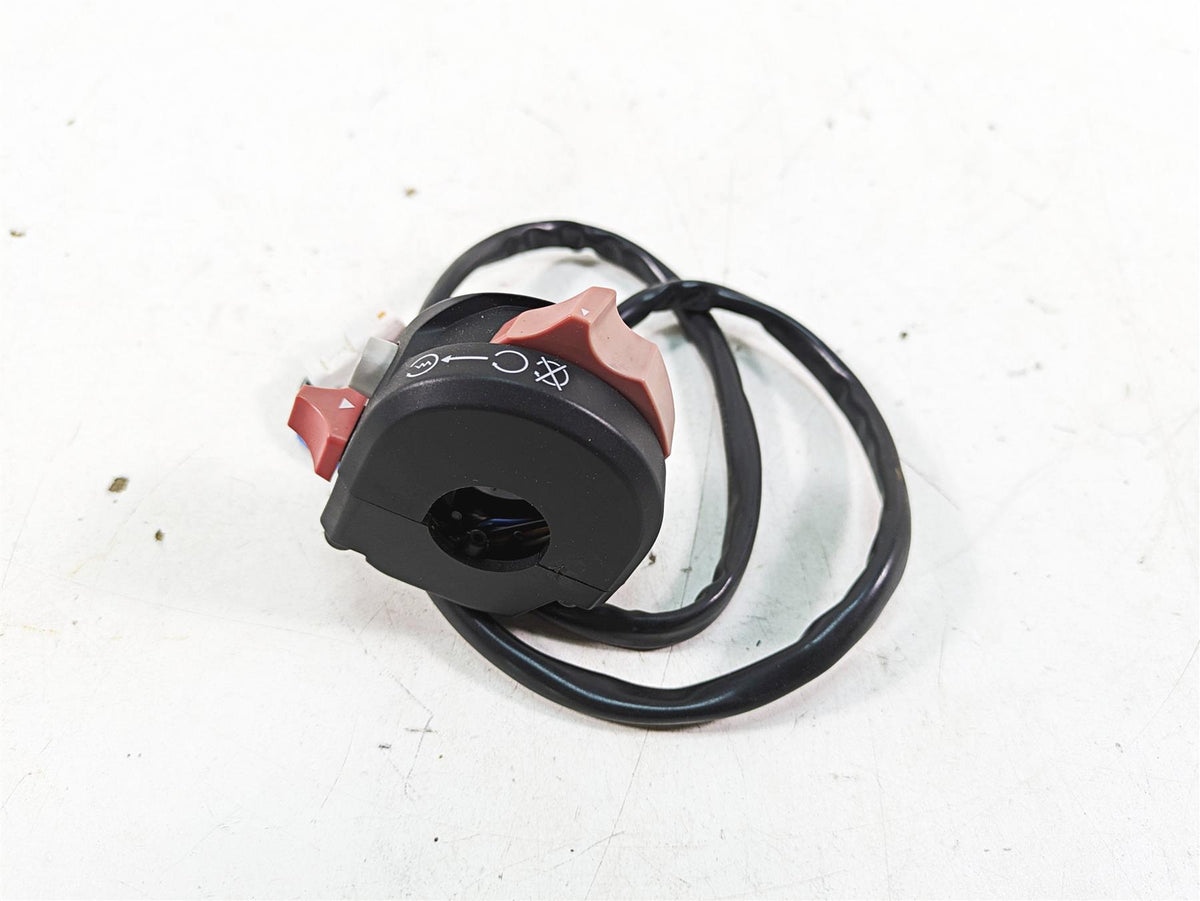 2020 Ducati Scrambler 1100 Sport Pro Right Hand Control Switch 65010243C {{ shop.shopifyCountryName }} - Mototech271