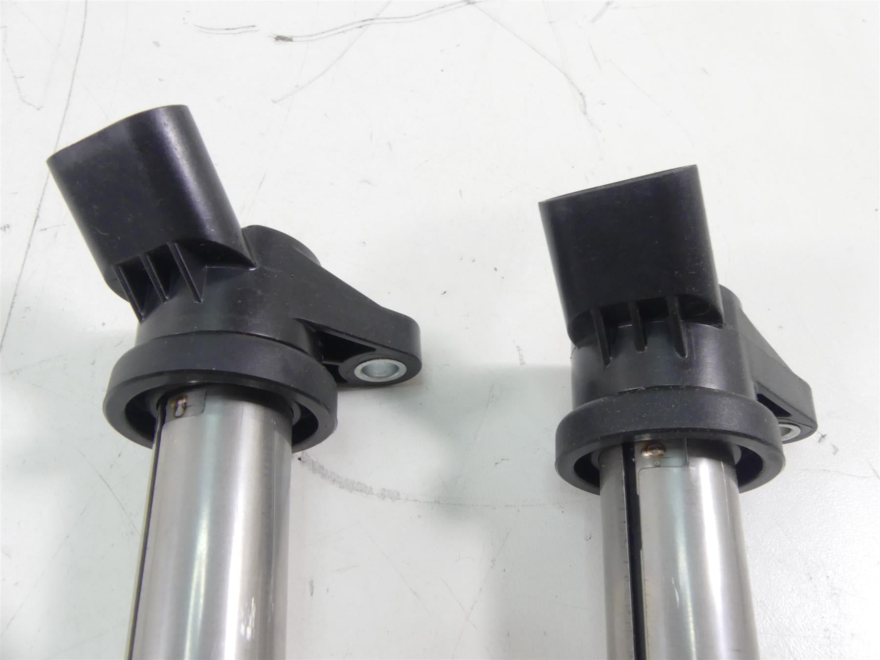 2019 Indian Motorcycle Co. FTR1200 Ignition Stick Coil Set 4015017 {{ shop.shopifyCountryName }} - Mototech271