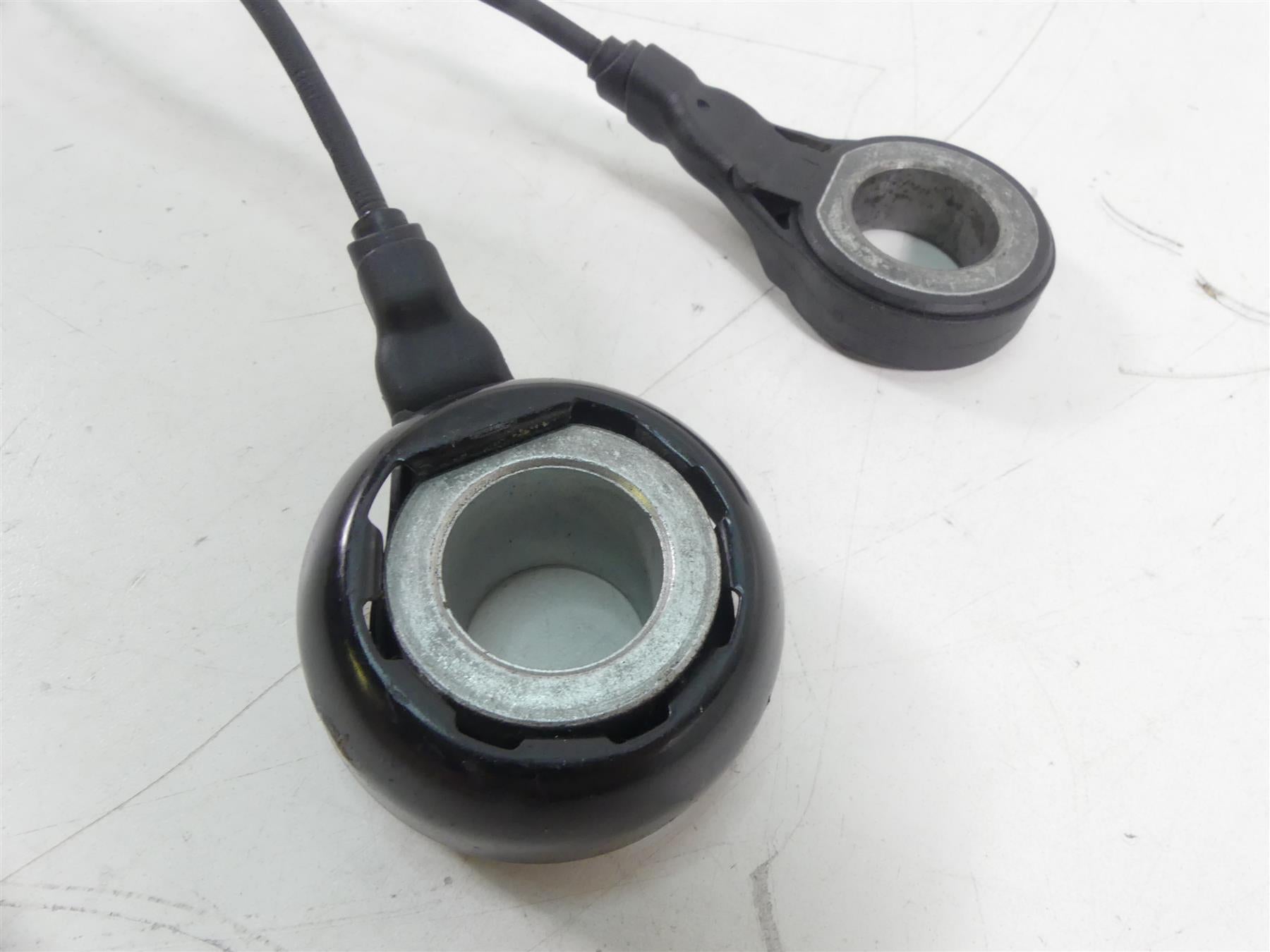 2017 Harley FXSE CVO Pro Street Breakout Front Rear Abs Brake Sensors 40716-11 {{ shop.shopifyCountryName }} - Mototech271