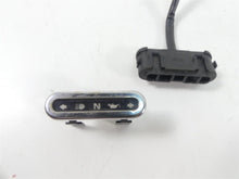 Load image into Gallery viewer, 2010 Harley Touring FLHX Street Glide Indicator Blinker Oil Lights 68789-96 | Mototech271
