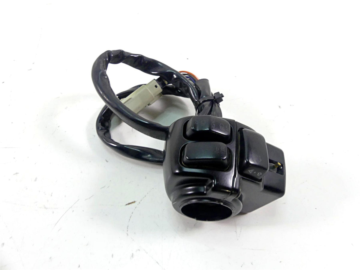 2008 Harley Touring FLHX Street Glide Left Hand Control Switch -Read 71558-96A {{ shop.shopifyCountryName }} - Mototech271