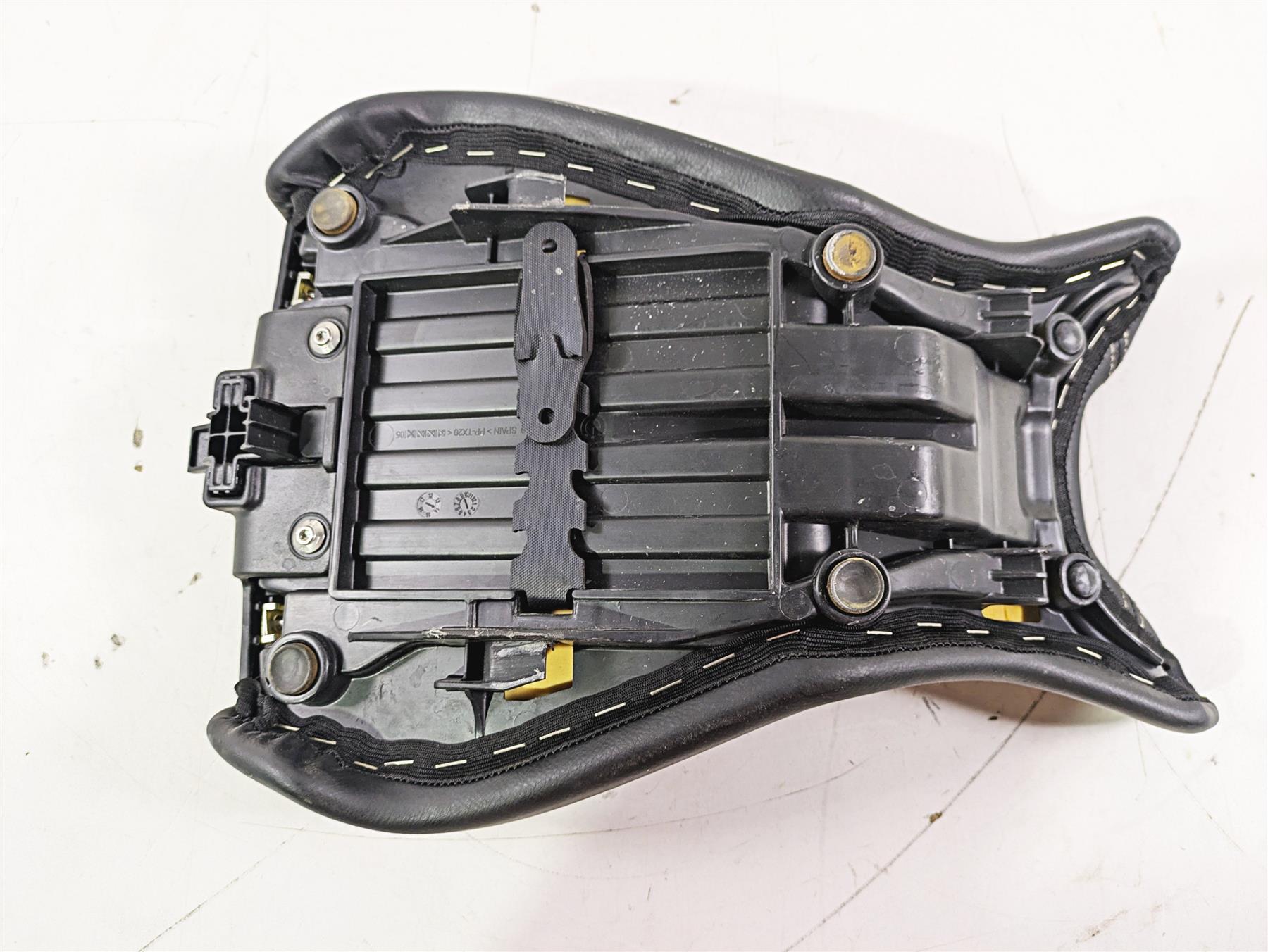 2015 BMW R nineT K21 Front Rider Seat Saddle - NICE 52538531151 {{ shop.shopifyCountryName }} - Mototech271