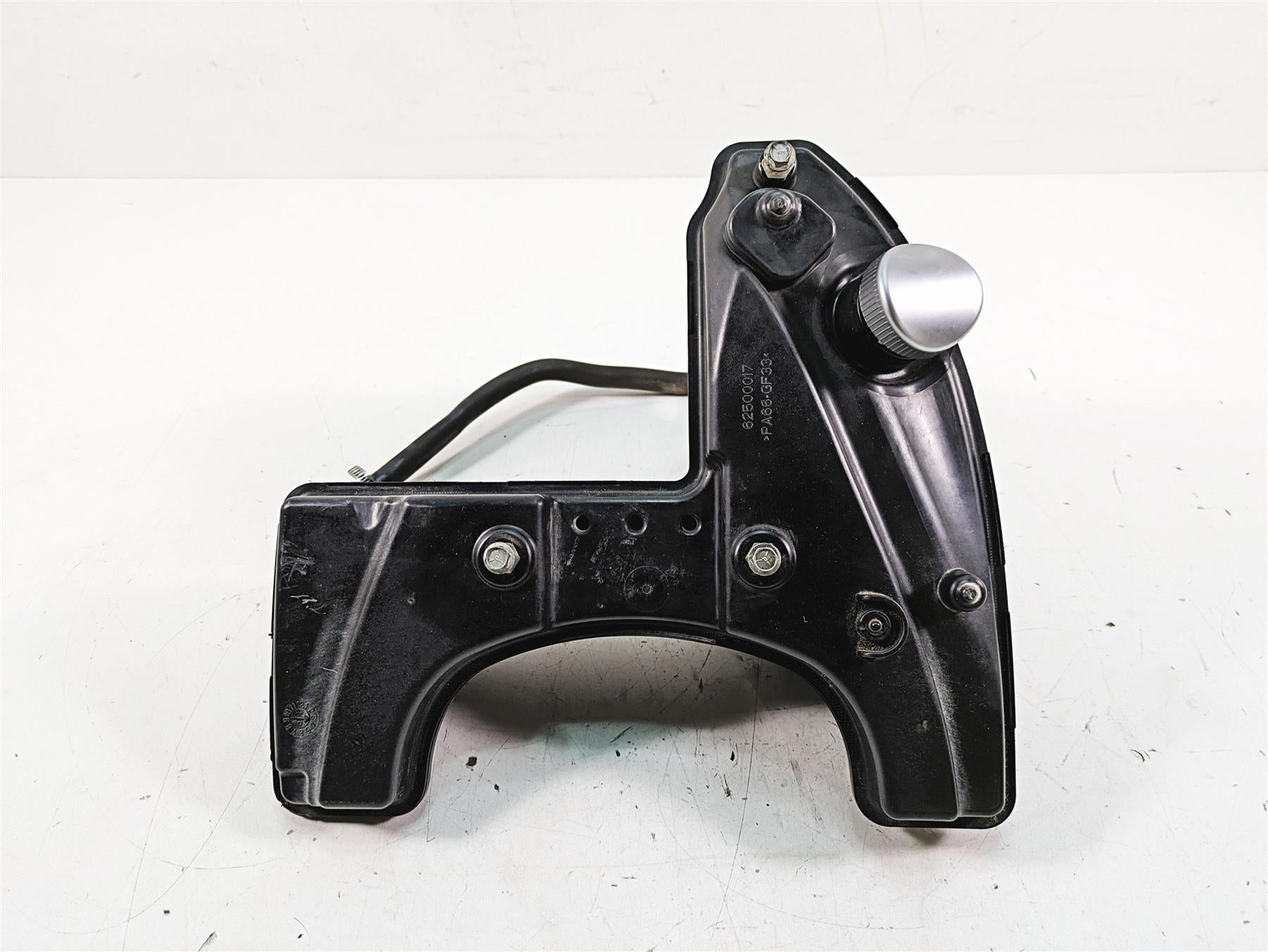 2019 Harley XL883N Sportster Iron Oil Tank Reservoir & Dip Stick 62500017 {{ shop.shopifyCountryName }} - Mototech271