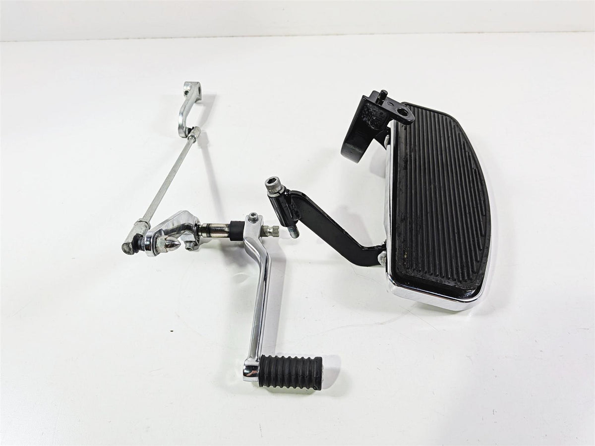 2018 Harley Touring FLHTCU Electra Glide Left Rider Floor Board & Shifter 50621-06-Mototech271