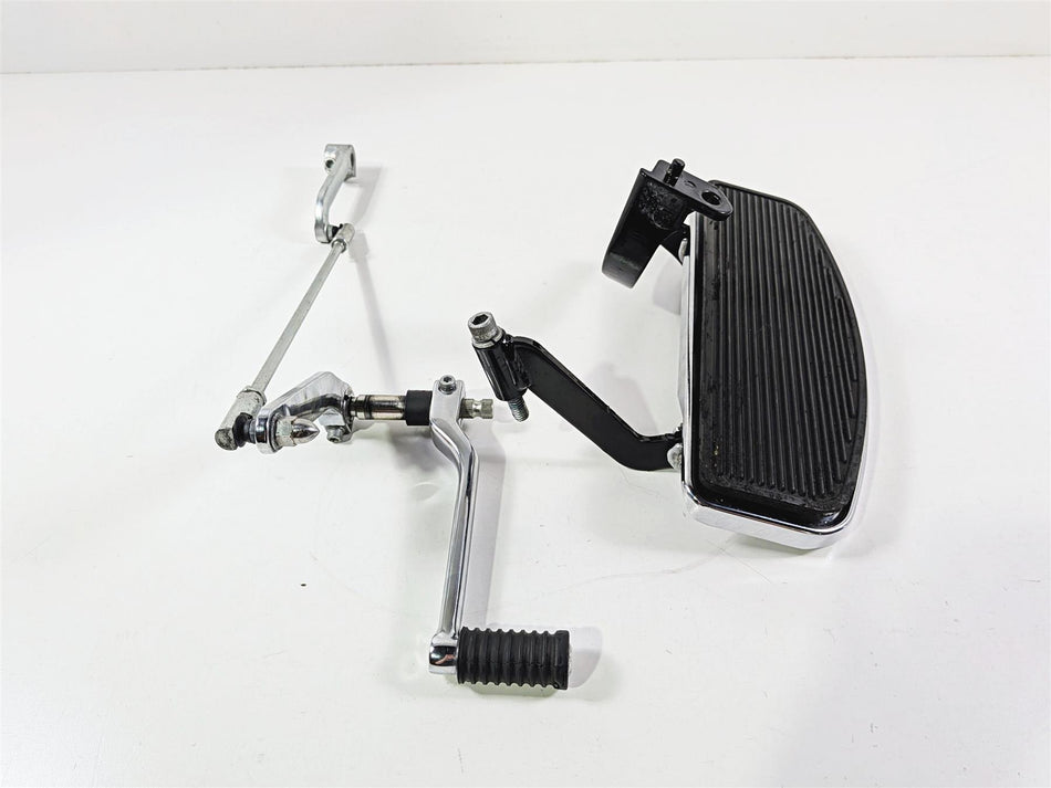 2018 Harley Touring FLHTCU Electra Glide Left Rider Floor Board & Shifter 50621-06-Mototech271