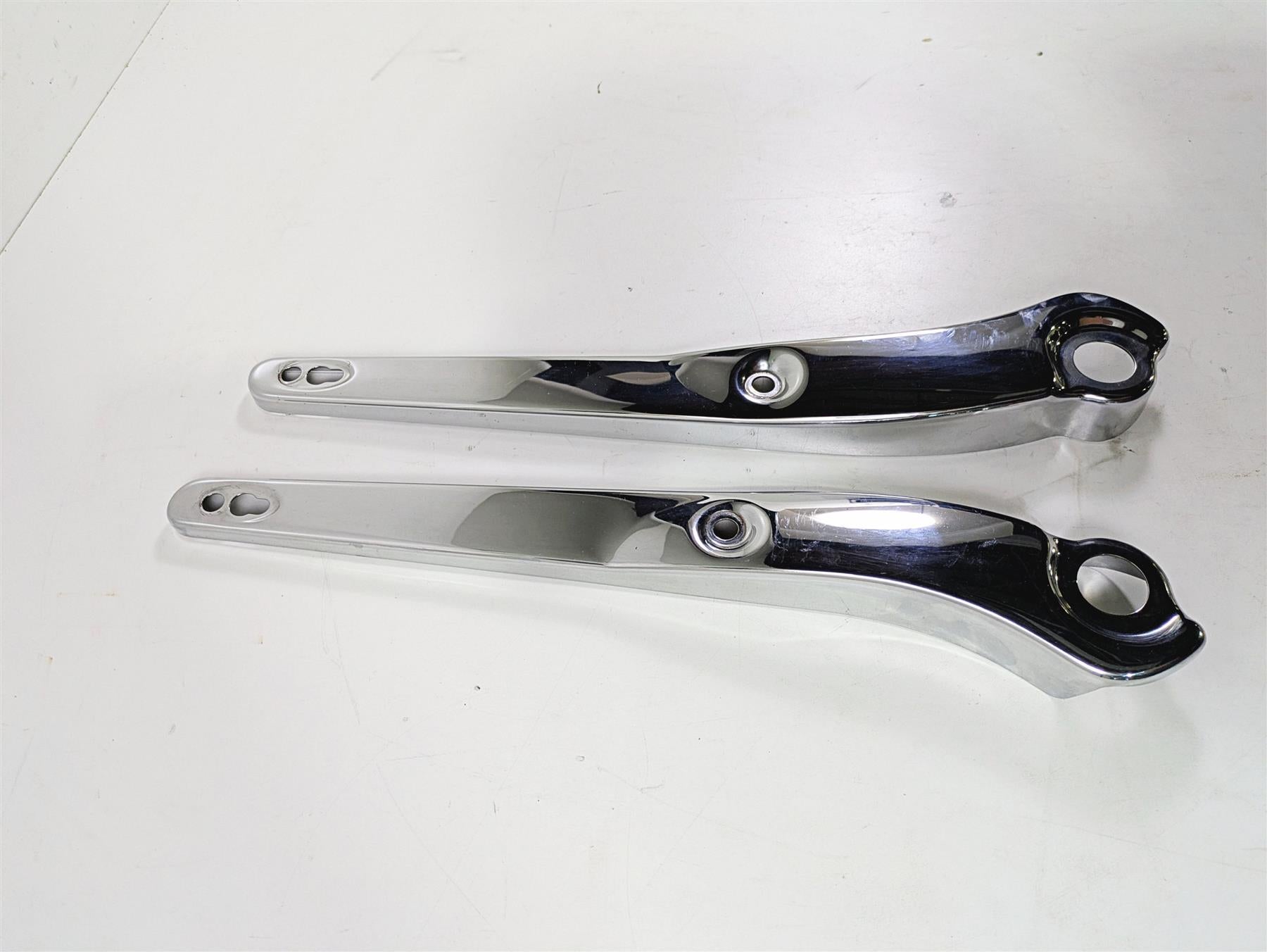 2008 Harley FXDL Dyna Low Rider 105TH Rear Fender Struts Braces 59171-06A {{ shop.shopifyCountryName }} - Mototech271