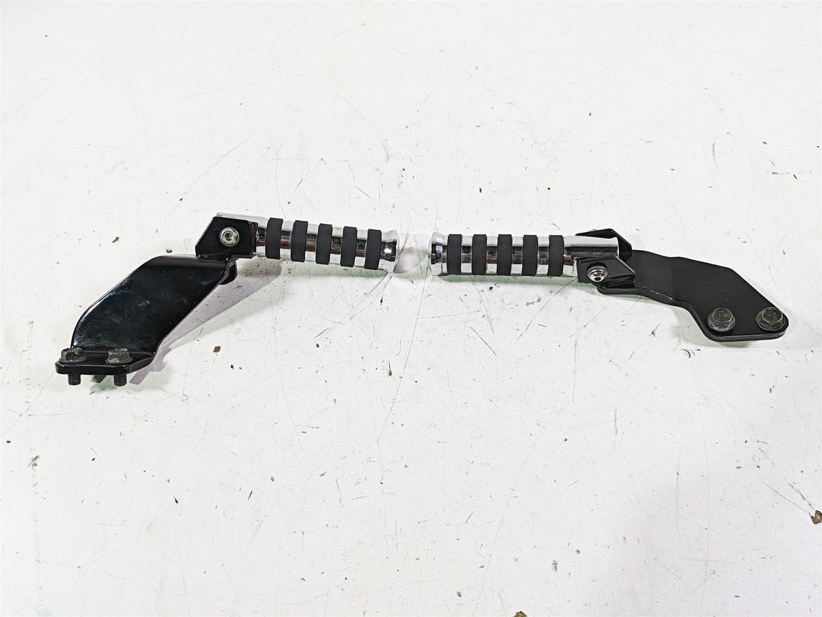 2002 Honda VTX1800 Retro Rear Passenger Footpeg Set 50680-MCV-000 50685-MCV-000 {{ shop.shopifyCountryName }} - Mototech271