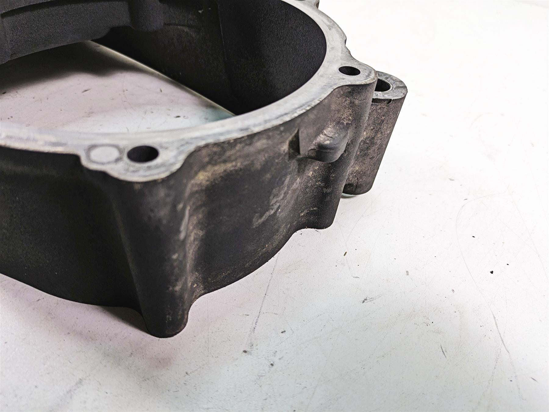2010 Harley Touring FLHTCU Electra Glide Inner Primary Clutch Cover 60677-07 {{ shop.shopifyCountryName }} - Mototech271