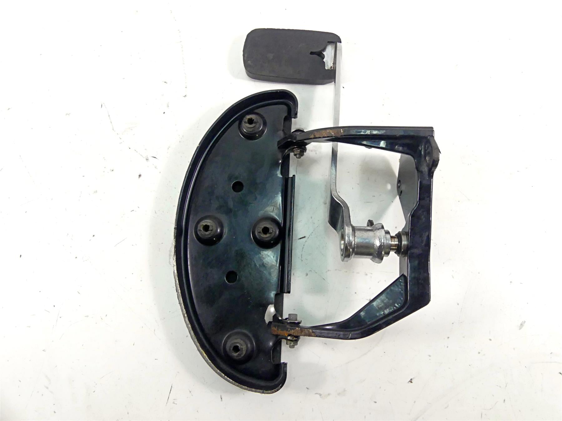 2013 Harley Softail FLSTFB Fat Boy Lo Right Front Floorboard Br Ped Set 42431-11 {{ shop.shopifyCountryName }} - Mototech271