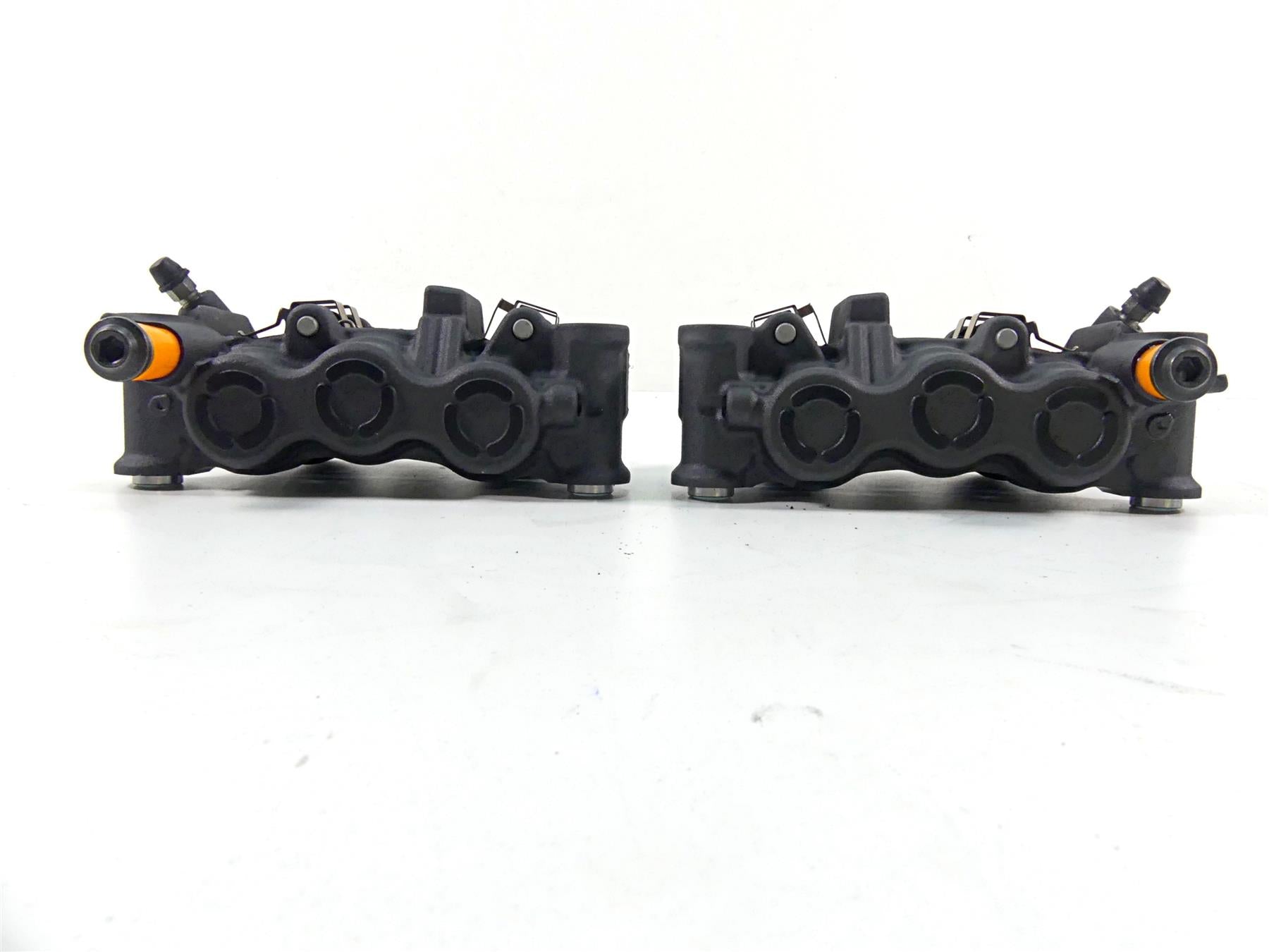 2012 Yamaha VMX17 VMAX 1700 Front 6 Piston Brake Caliper Set 4C8-2580T-10-00 {{ shop.shopifyCountryName }} - Mototech271